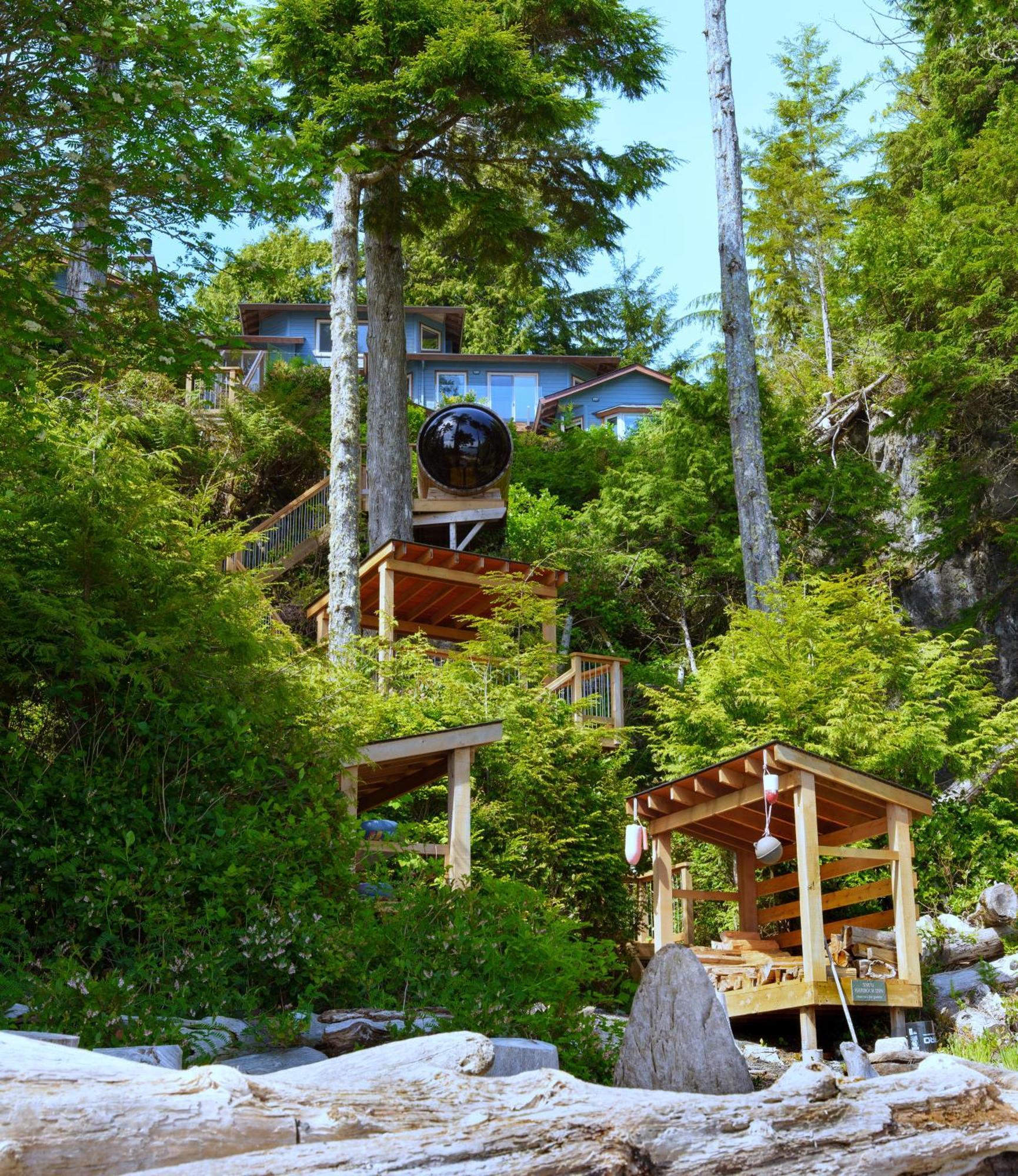 Snug Harbour Inn Ucluelet Exterior photo